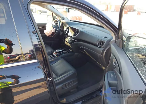 2019 Honda Pilot Elite z USA, uszkodzony, nr VIN 5FNYF6H01KB059281